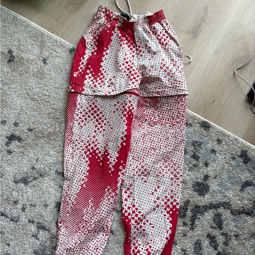 Lululemon Team Canada convertible women’s joggers